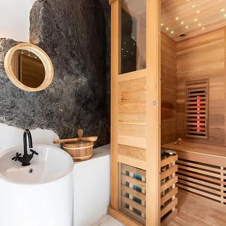 Vakantiehuis #1 Cave House Anaga, Unique Stay, Mountains And Private Sauna, Los Pinos