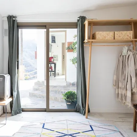 #1 Cave House Anaga, Unique Stay, Mountains And Private Sauna, Vakantiehuis Los Pinos