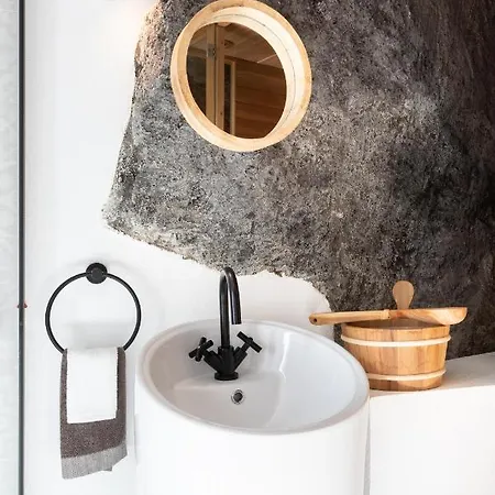 Vakantiehuis #1 Cave House Anaga, Unique Stay, Mountains And Private Sauna, *