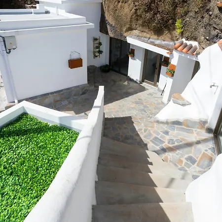 #1 Cave House Anaga, Unique Stay, Mountains And Private Sauna, Vakantiehuis Los Pinos