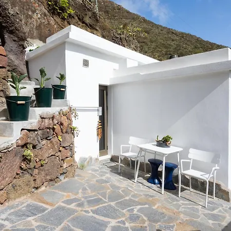 Vakantiehuis #1 Cave House Anaga, Unique Stay, Mountains And Private Sauna, Los Pinos